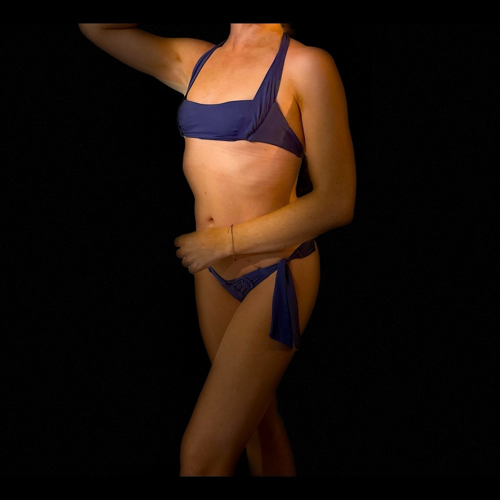 Frankie’s bikini dark purple